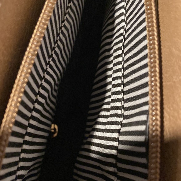 Tan bag and perfect for anything - Picture 6 of 6